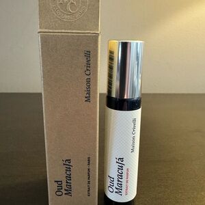 Maison Crivelli ﻿﻿Oud Maracuja Extrait 5 ml .17 oz Travel Size Spray NIB